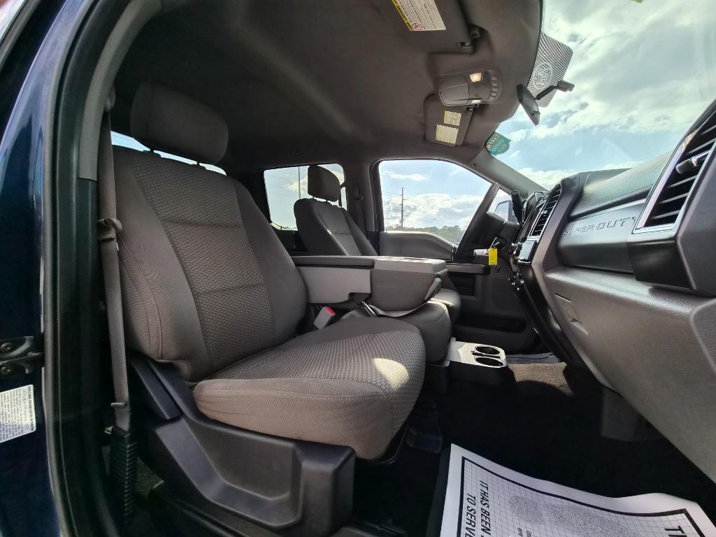 2017 Ford F-350 - $28,900