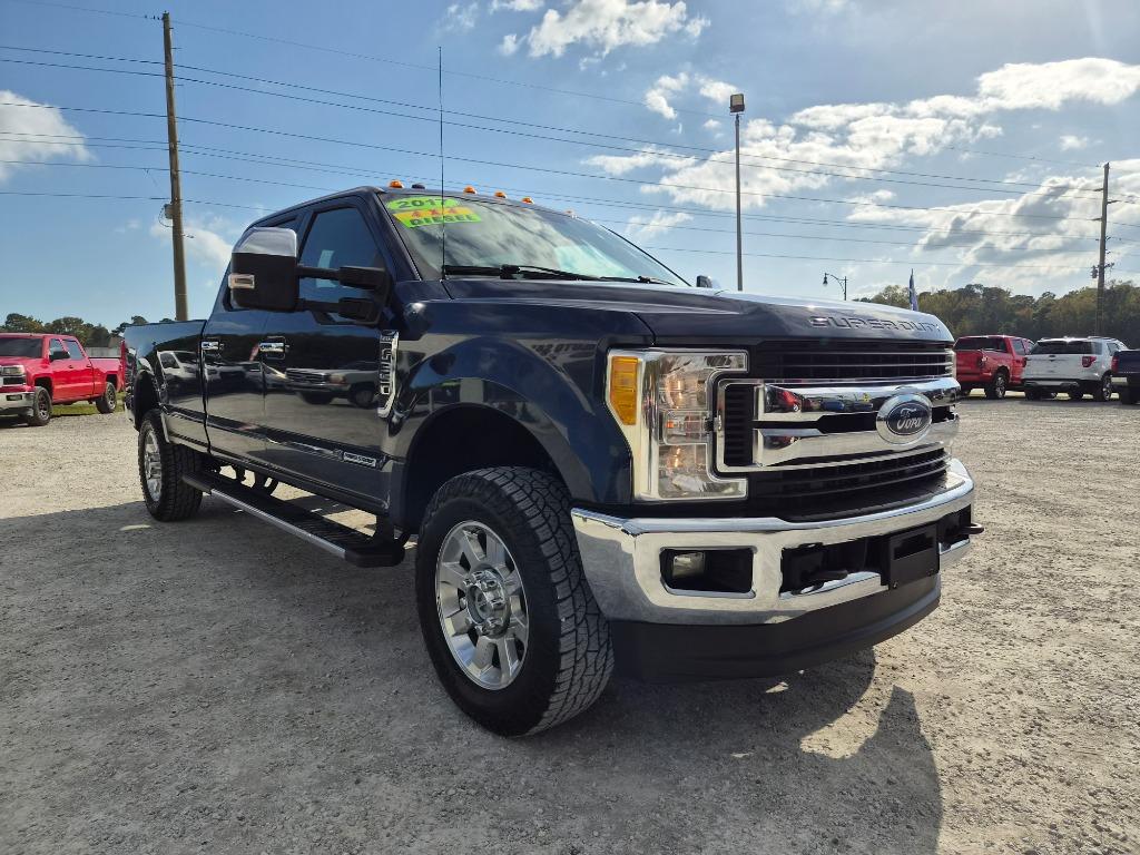 2017 Ford F-350 - $28,900