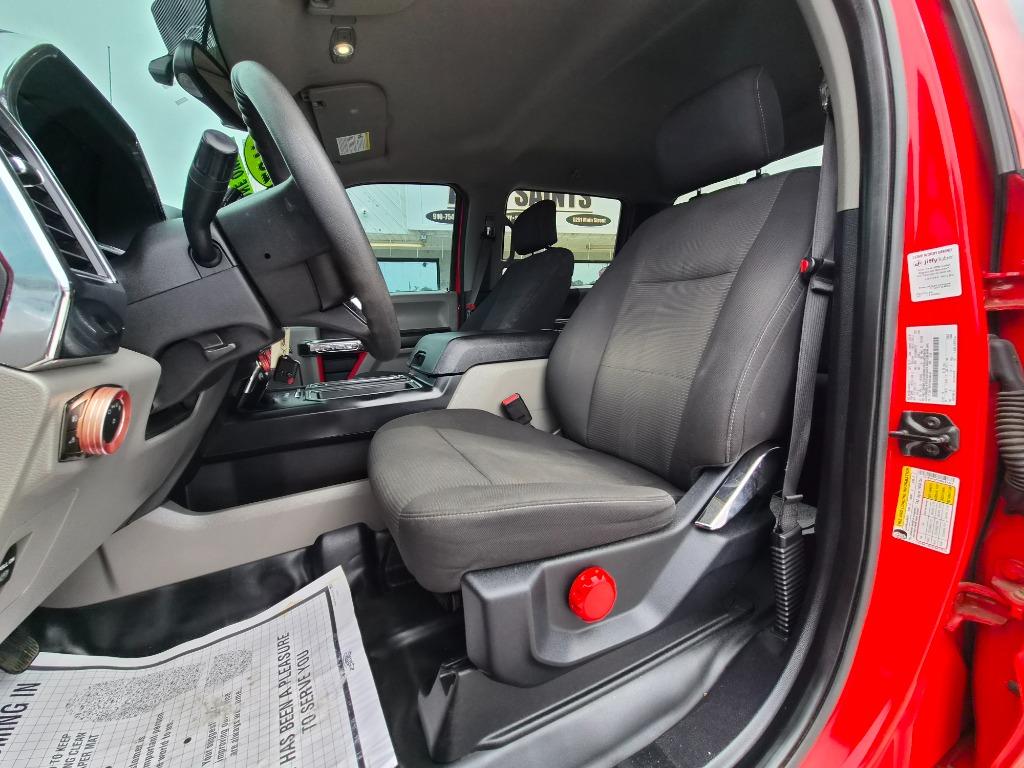 2017 Ford F-150 - $18,900