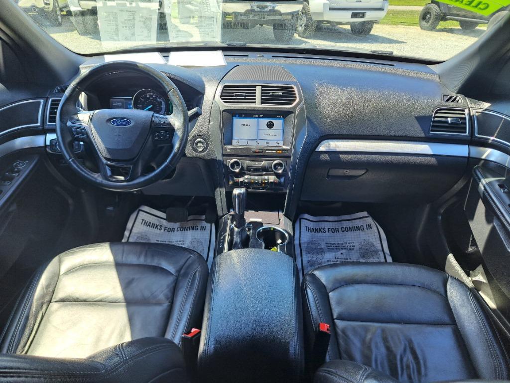 2017 Ford Explorer - $13,998