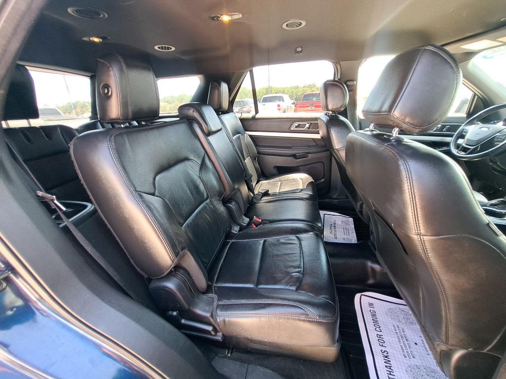 2017 Ford Explorer - $13,998