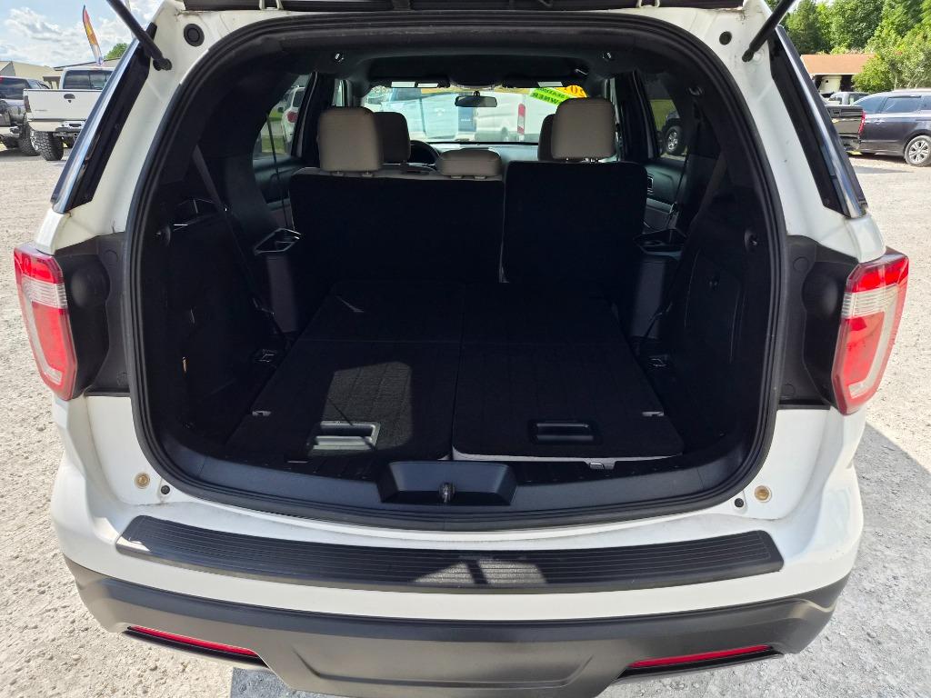 2017 Ford Explorer - $13,220