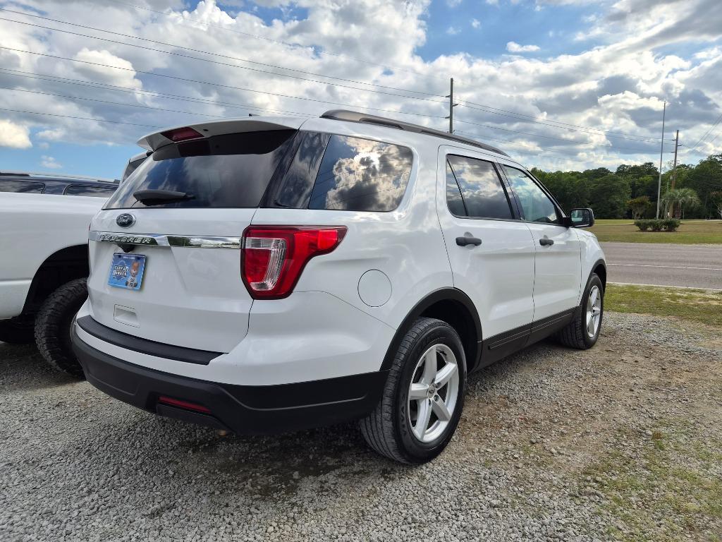 2017 Ford Explorer - $13,220