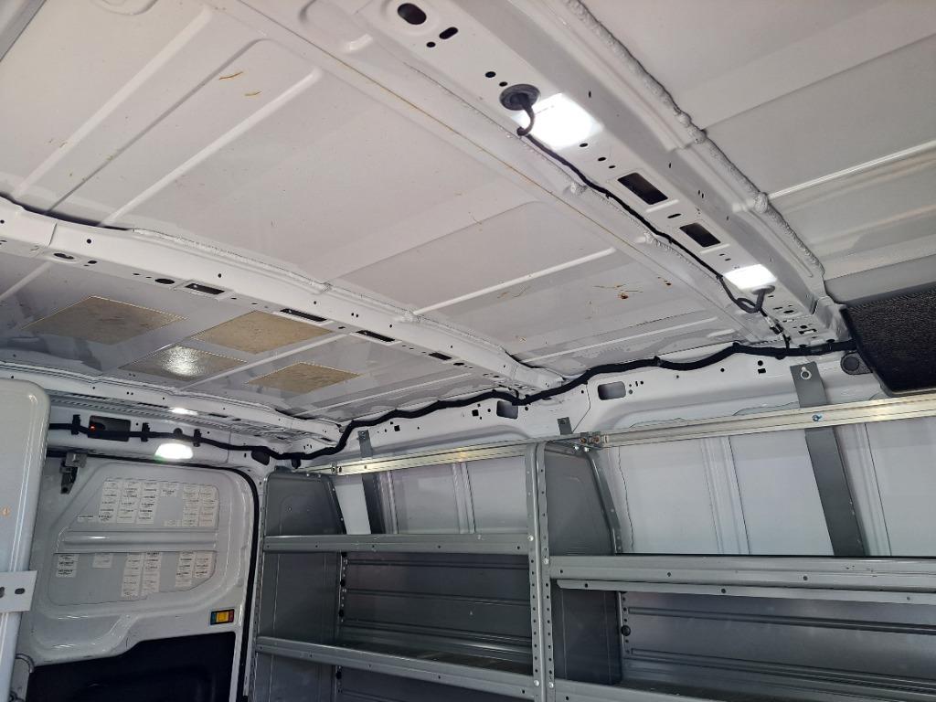 2018 Ford T250 Vans Cargo photo