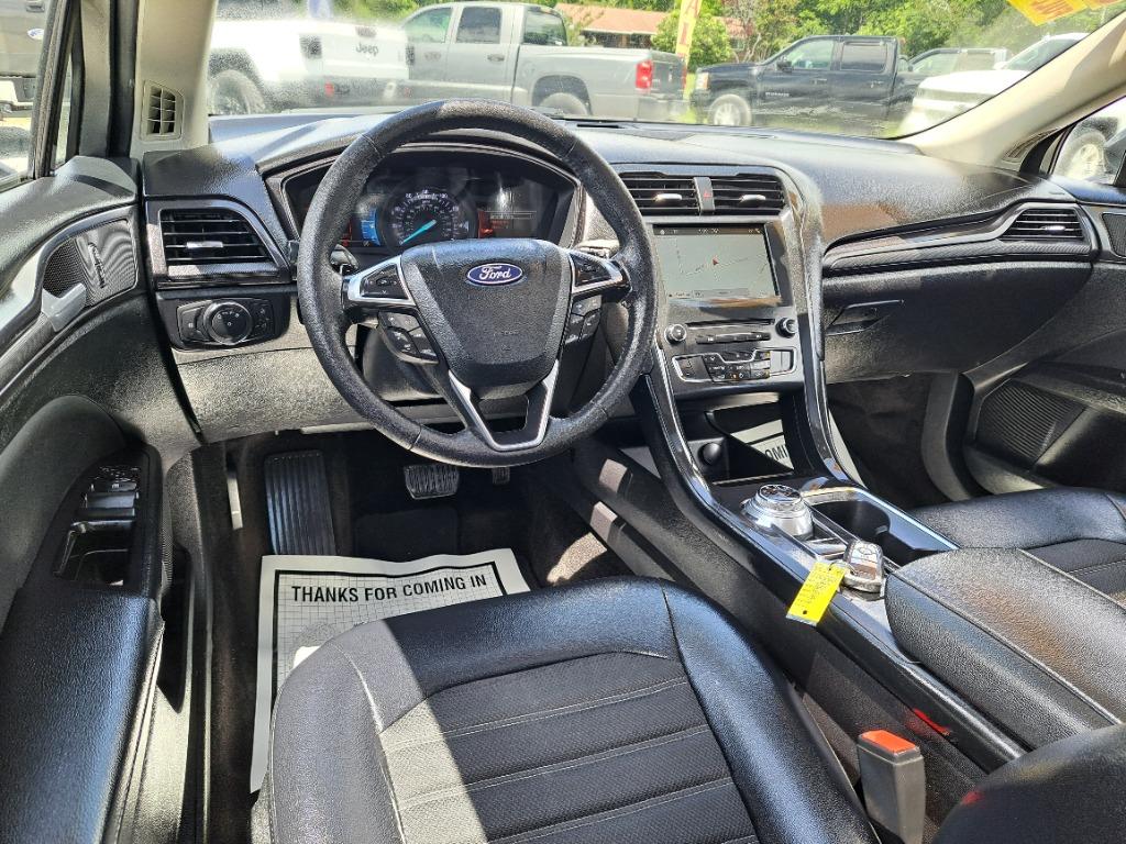 2018 Ford Fusion SE photo