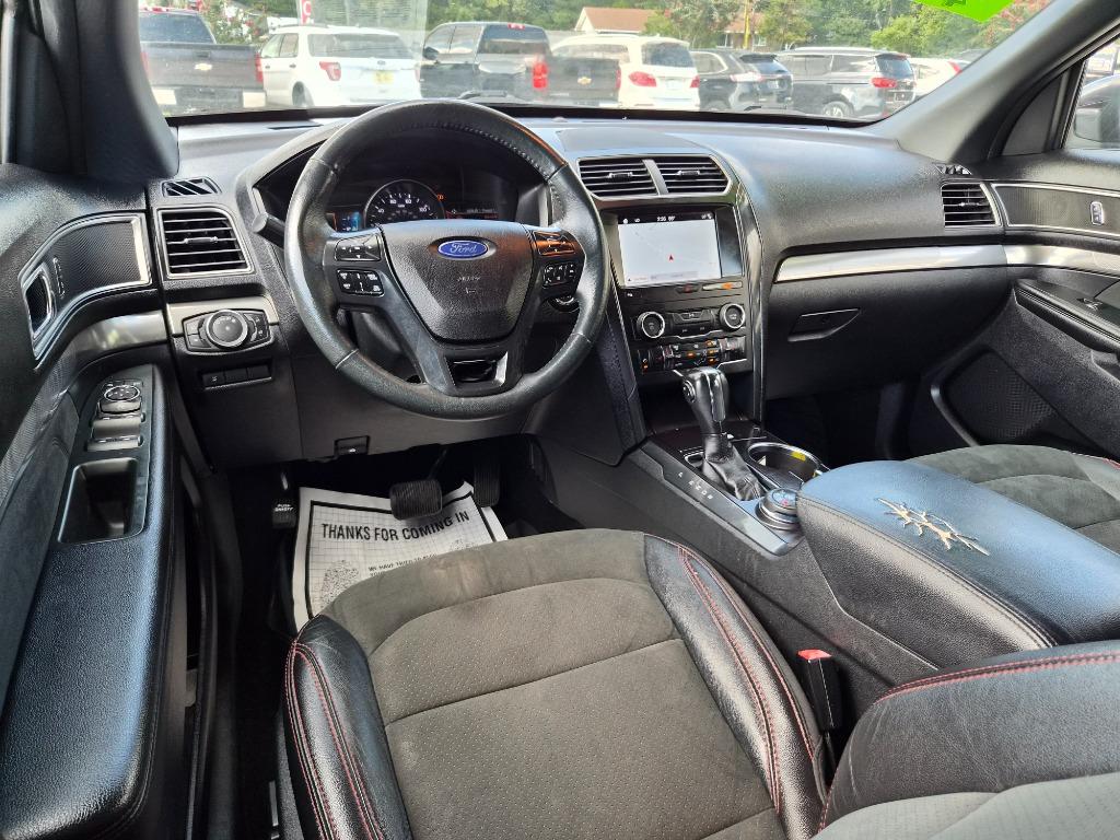 2019 Ford Explorer - $17,425