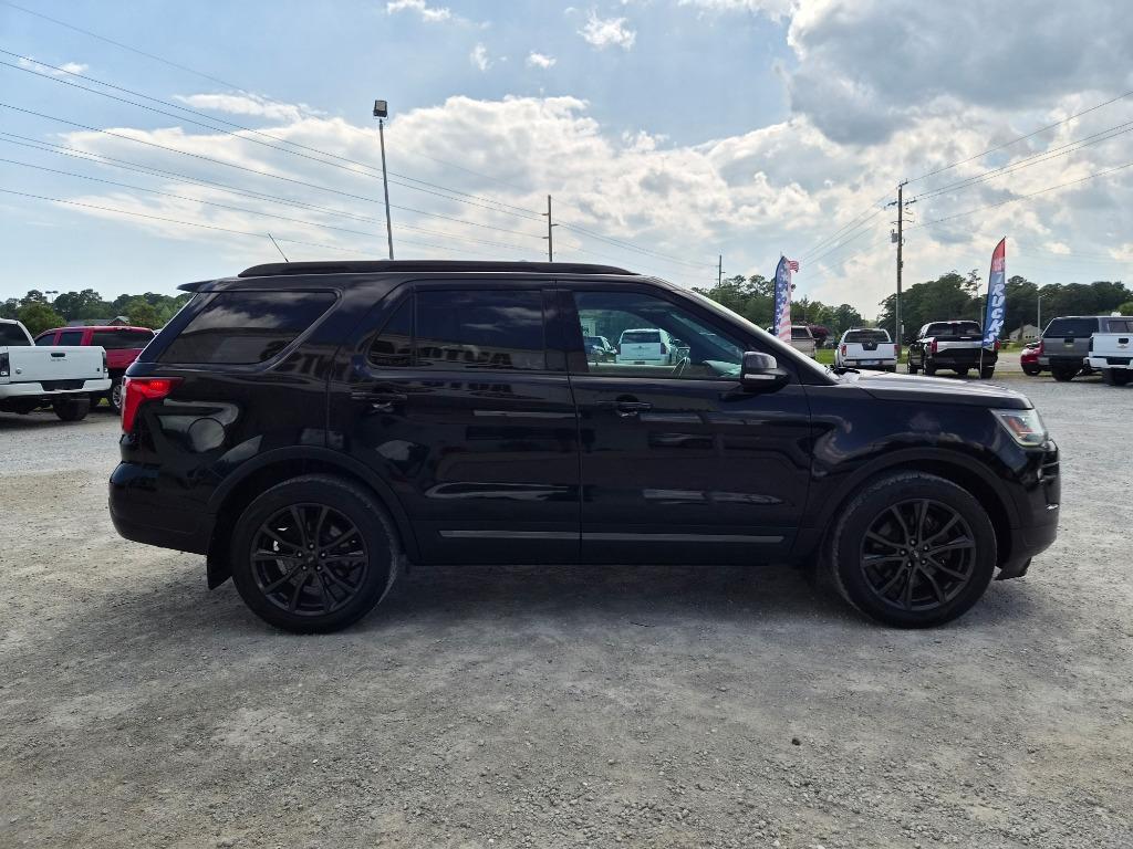 2019 Ford Explorer - $17,425