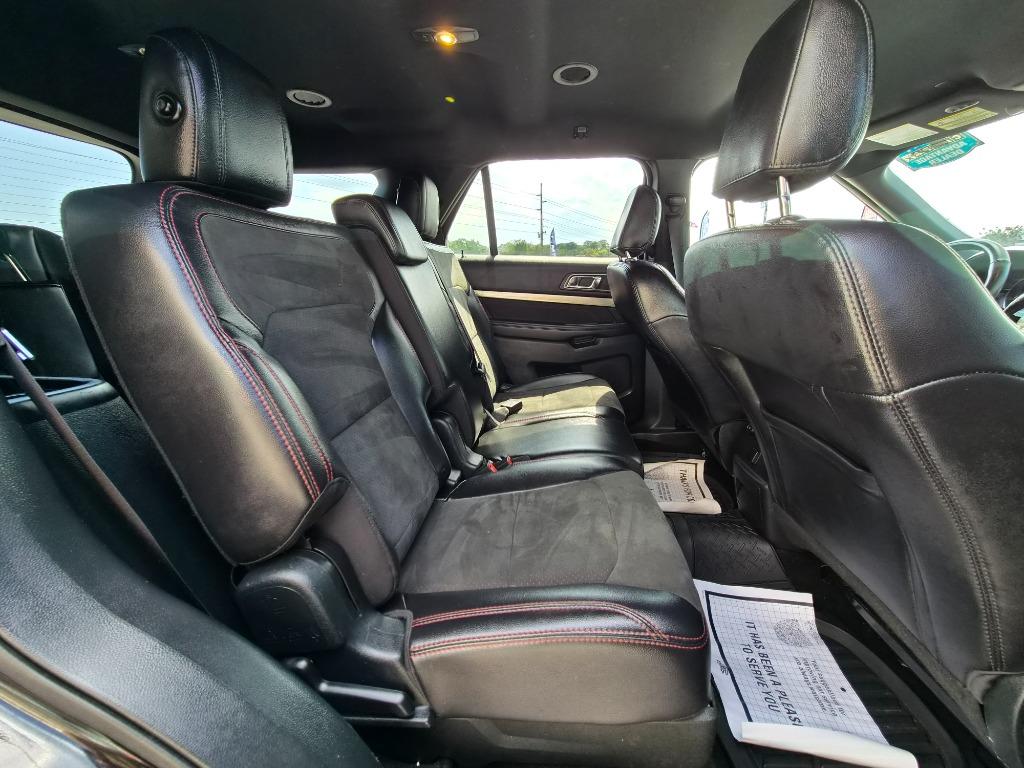 2019 Ford Explorer - $17,425