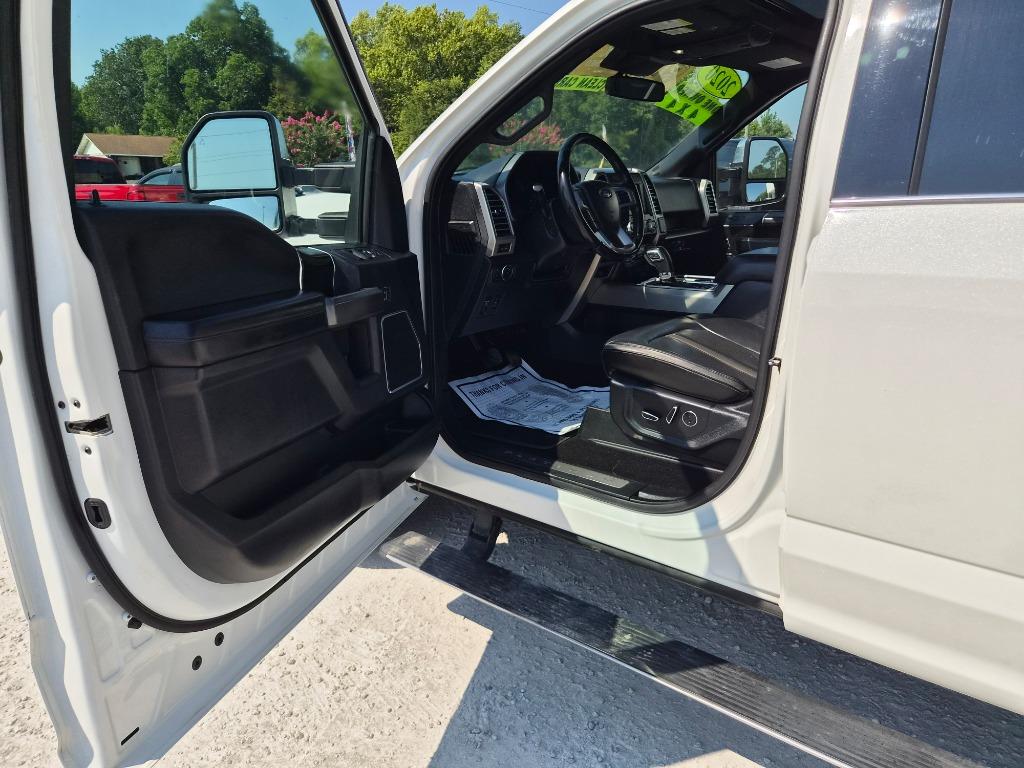 2020 Ford F150 - $32,725