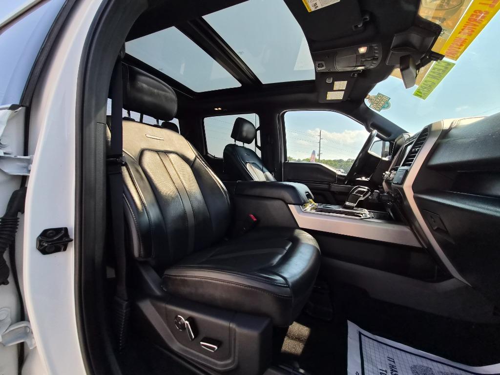 2020 Ford F150 - $32,725