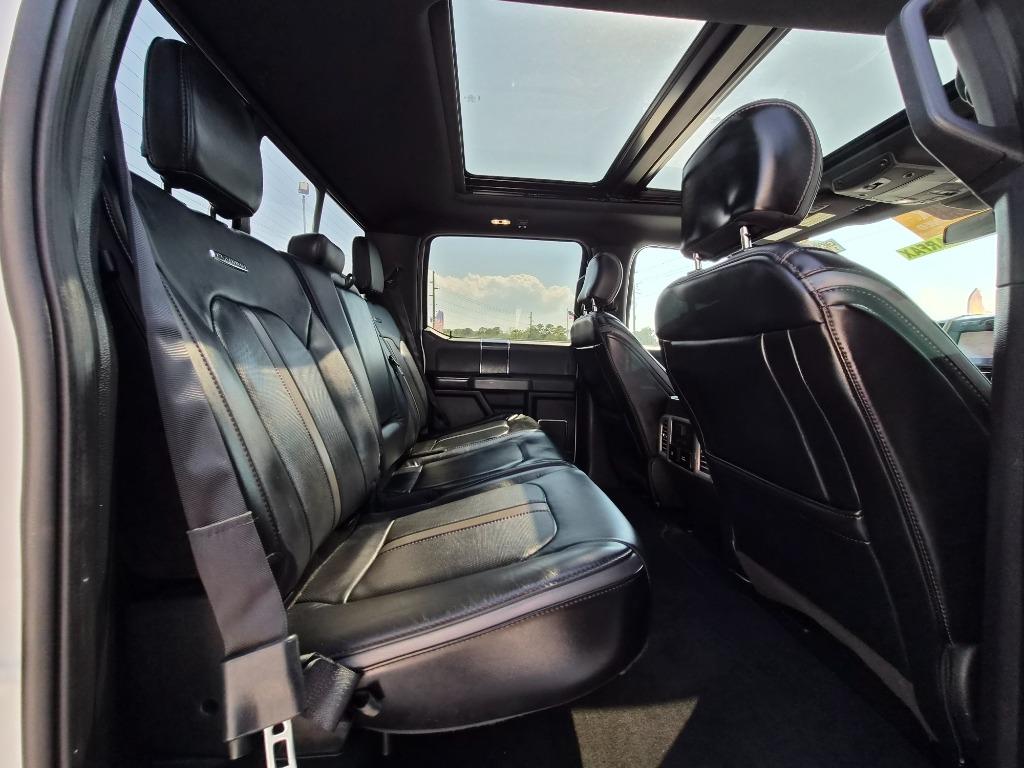 2020 Ford F150 - $32,725