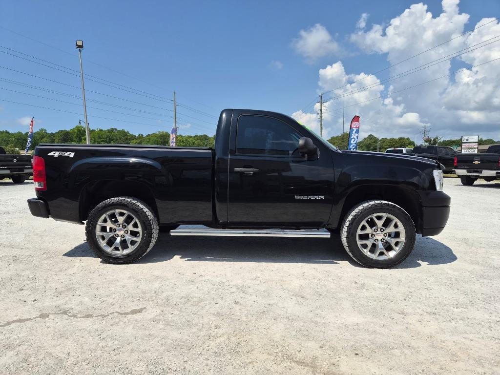 2011 GMC Sierra 1500 - $16,900