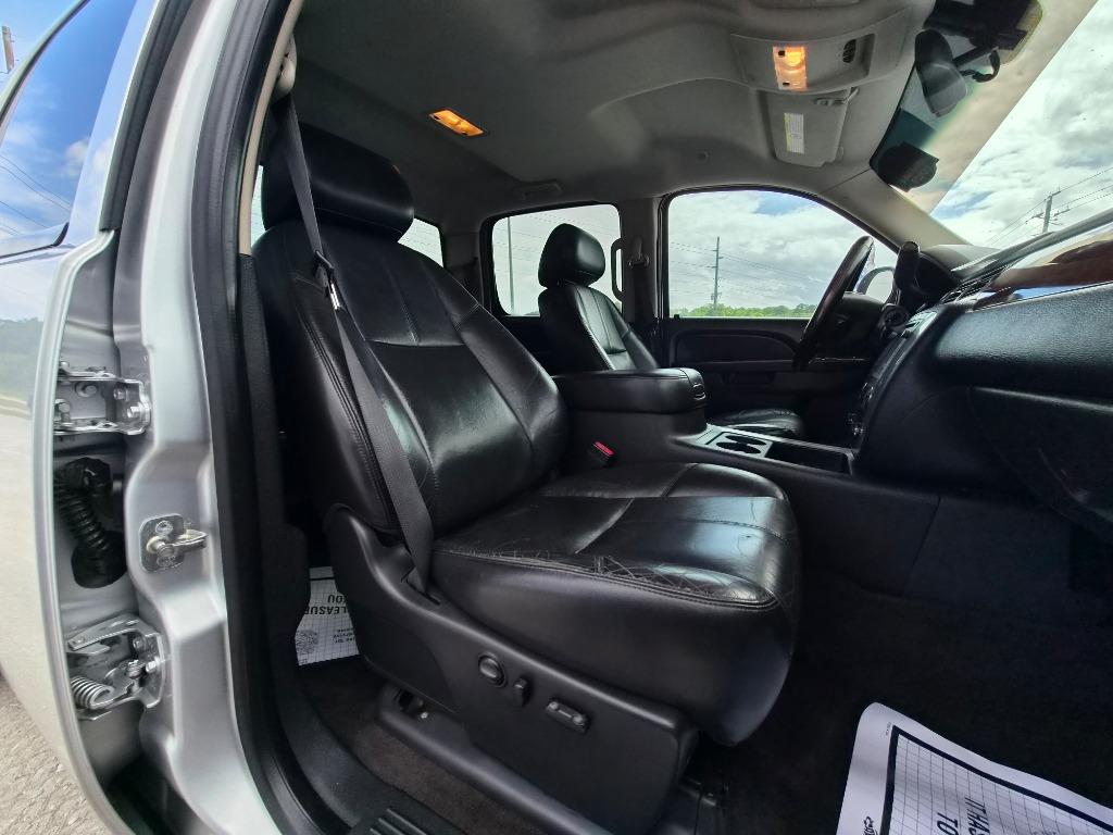 2014 GMC Sierra - $21,900