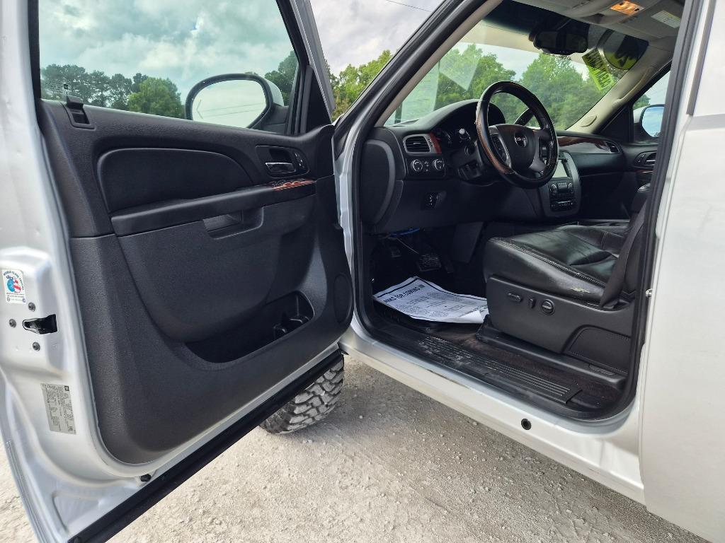 2014 GMC Sierra - $21,900