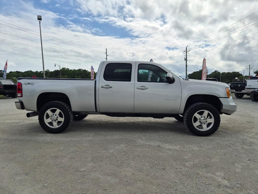2014 GMC Sierra - $21,900