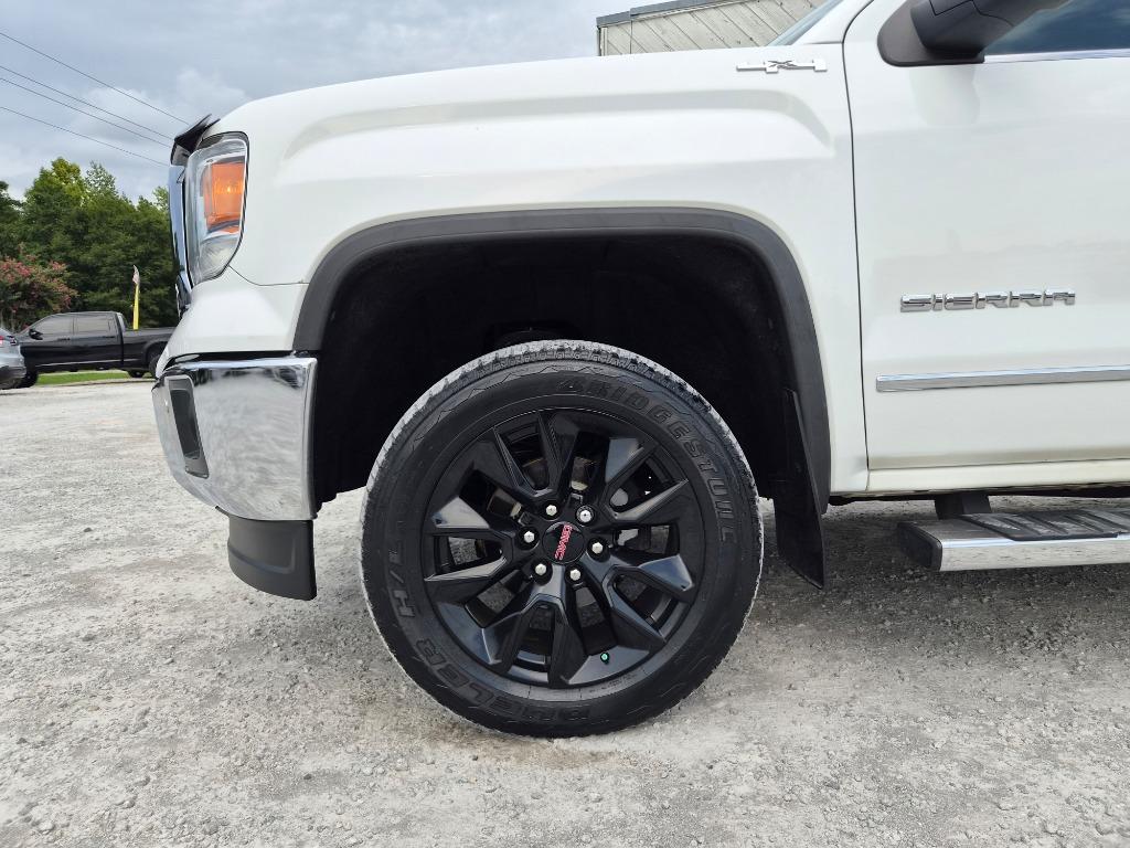 2015 GMC Sierra - $27,975