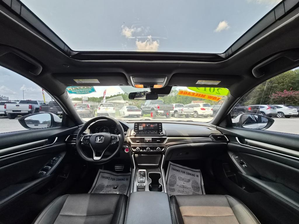 2019 Honda Accord - $17,900