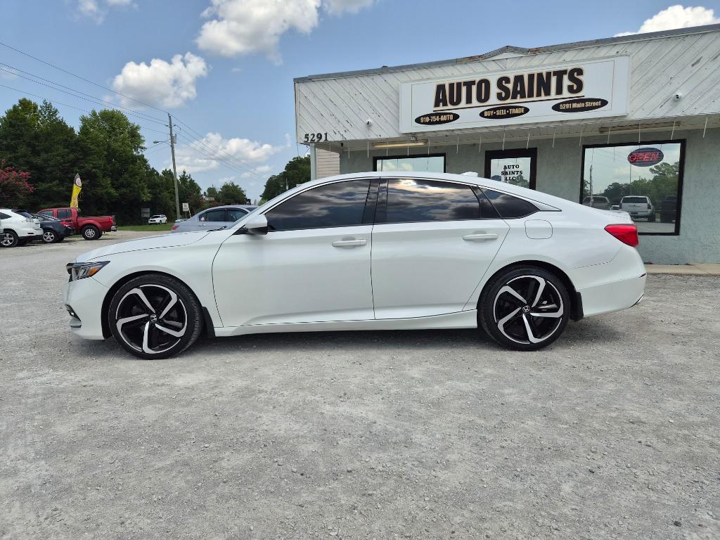 2019 Honda Accord - $17,900
