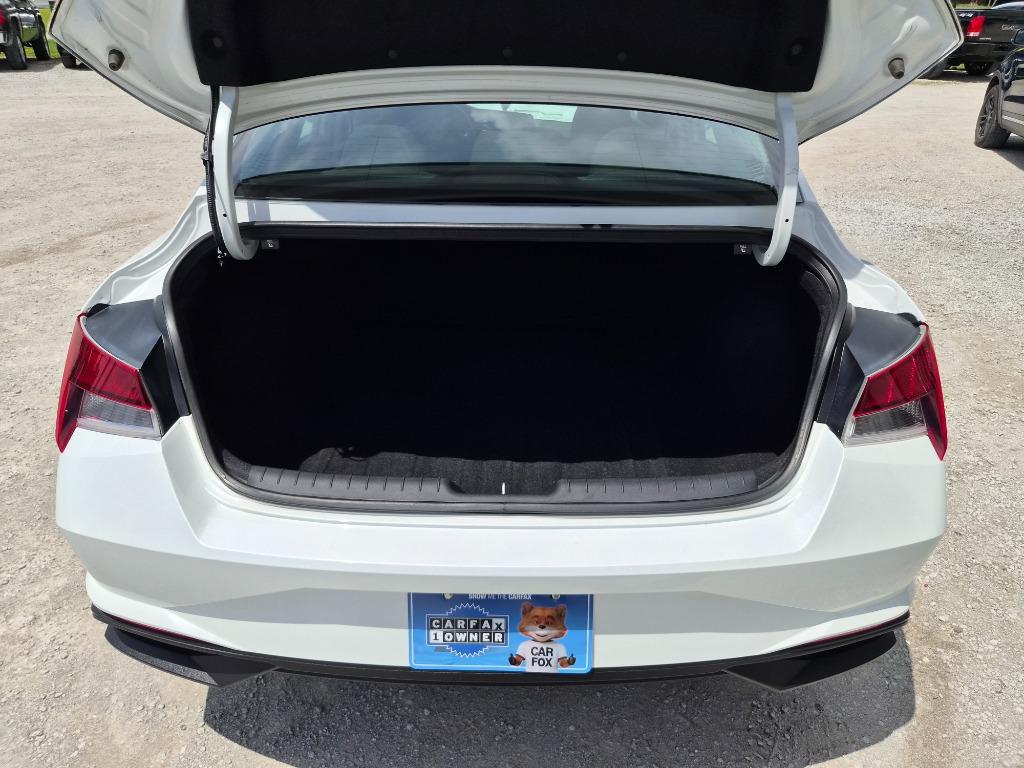 2021 Hyundai Elantra - $14,600