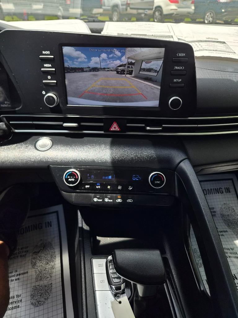 2021 Hyundai Elantra - $14,600