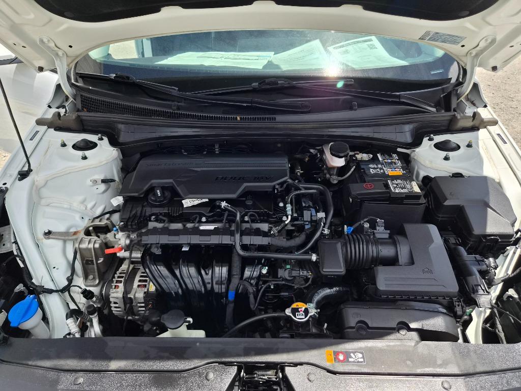 2021 Hyundai Elantra - $14,600