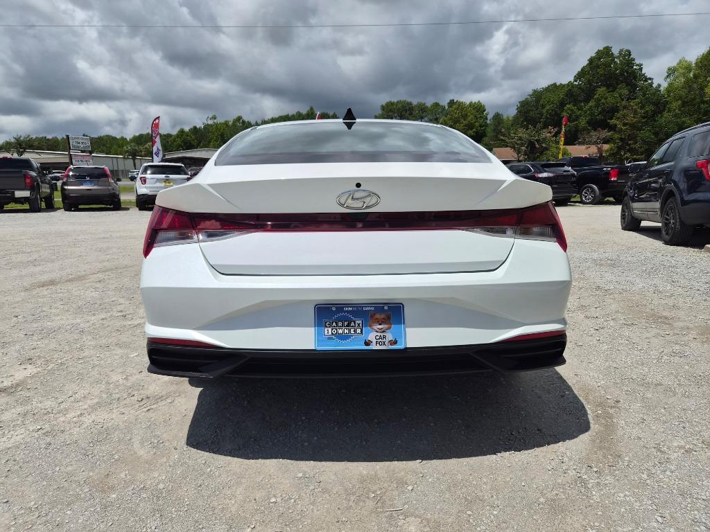 2021 Hyundai Elantra - $14,600