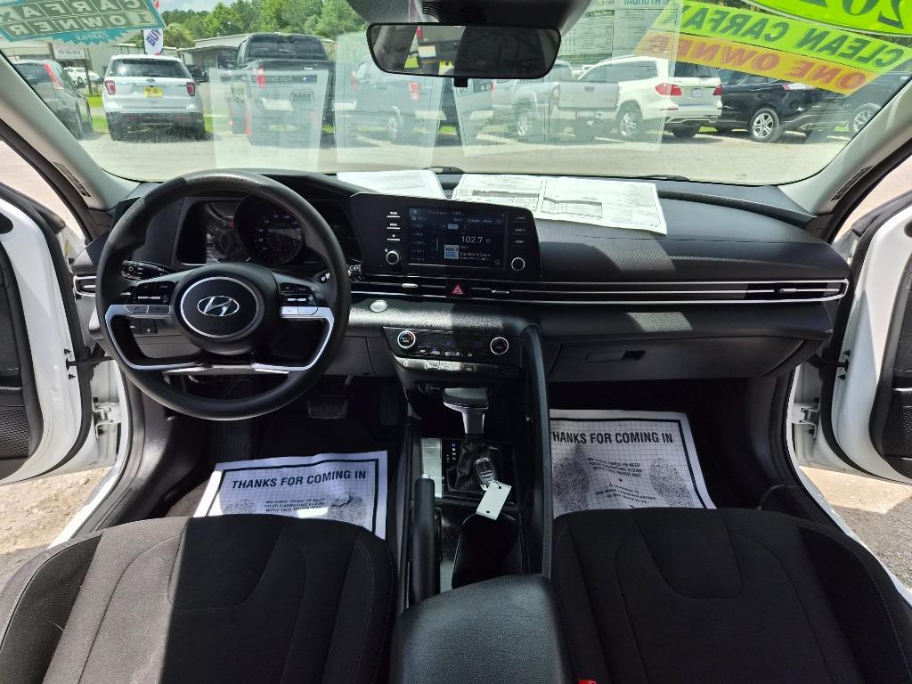 2021 Hyundai Elantra - $14,600