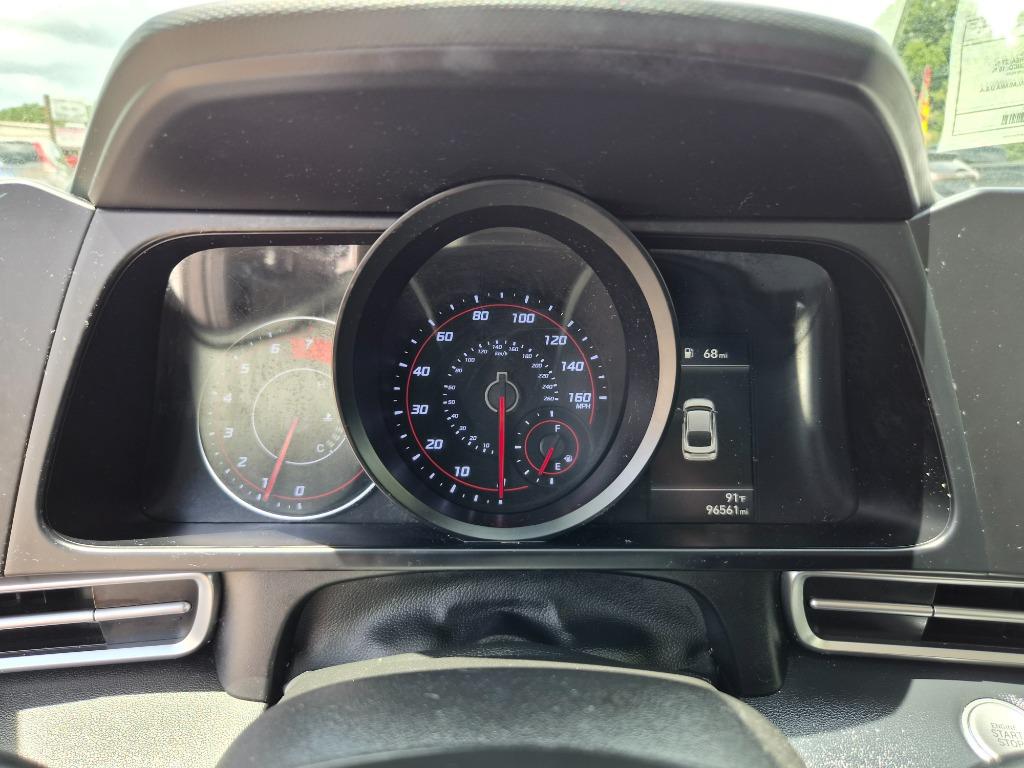 2021 Hyundai Elantra - $14,600