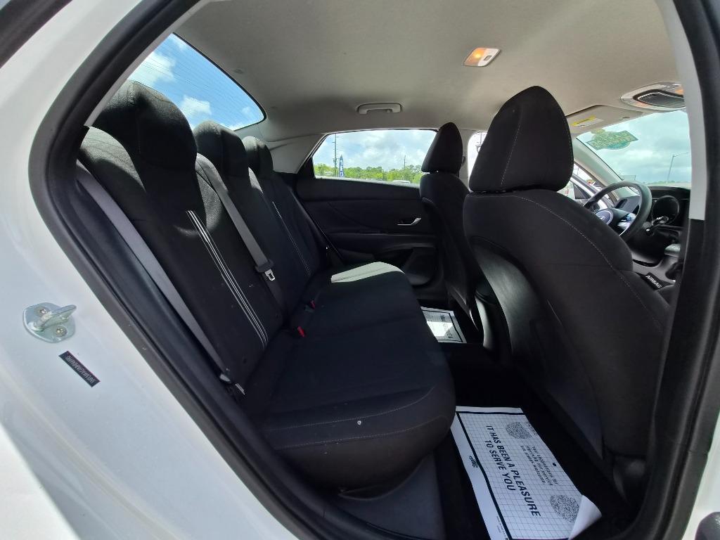 2021 Hyundai Elantra - $14,600
