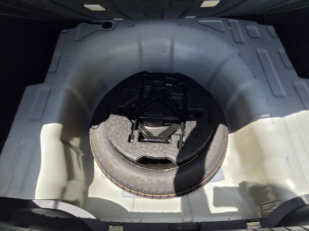 2021 Hyundai Elantra - $14,600