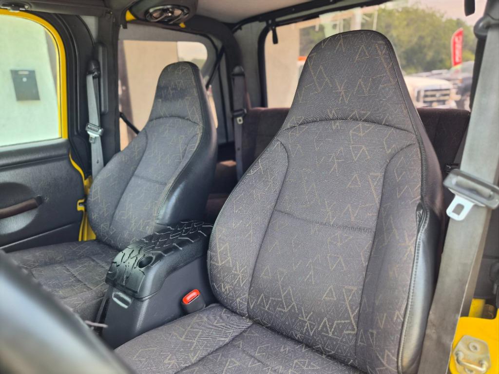 2001 Jeep Wrangler - $9,800