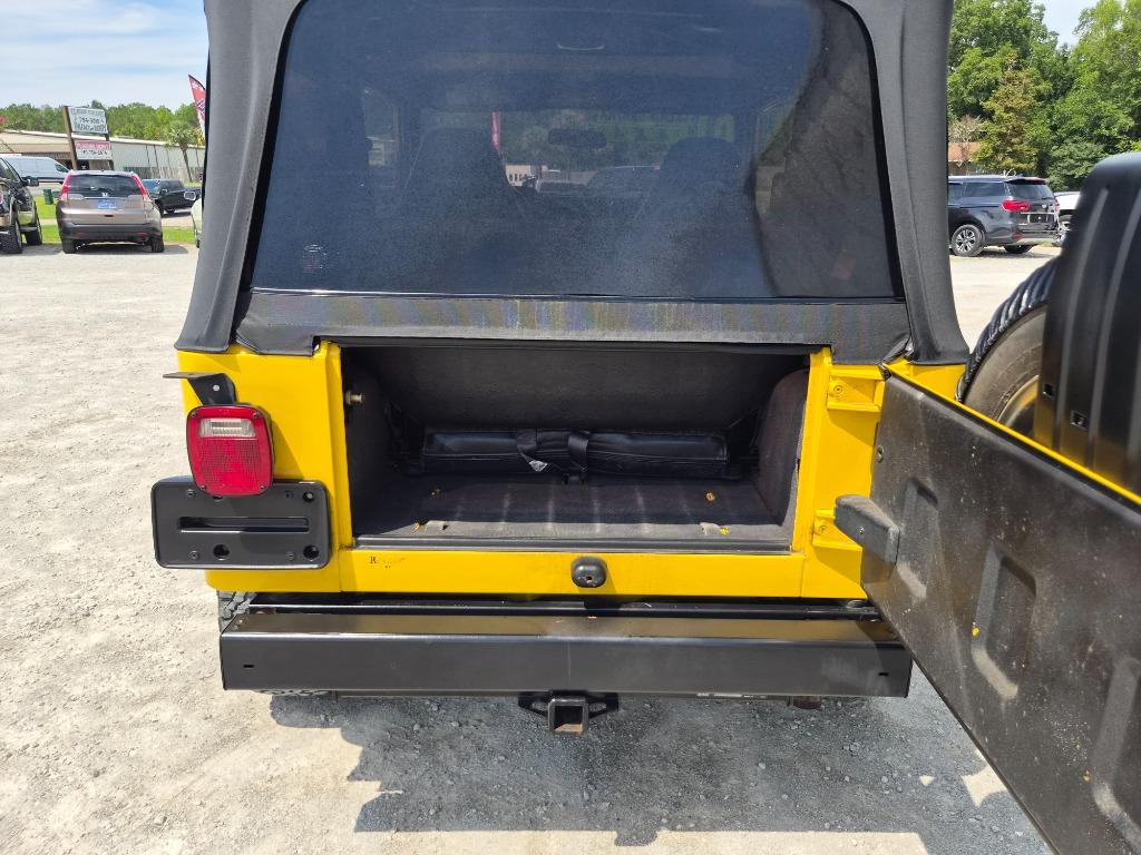 2001 Jeep Wrangler - $9,800