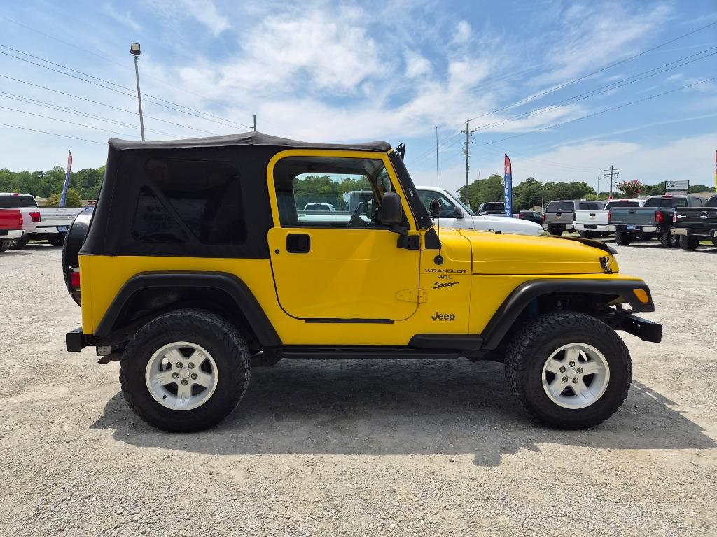 2001 Jeep Wrangler - $9,800