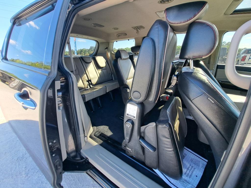 2020 Kia Sedona - $12,900