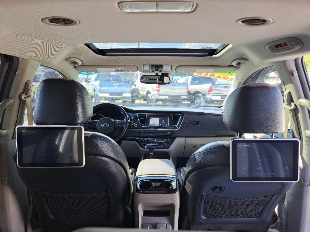 2020 Kia Sedona - $12,900
