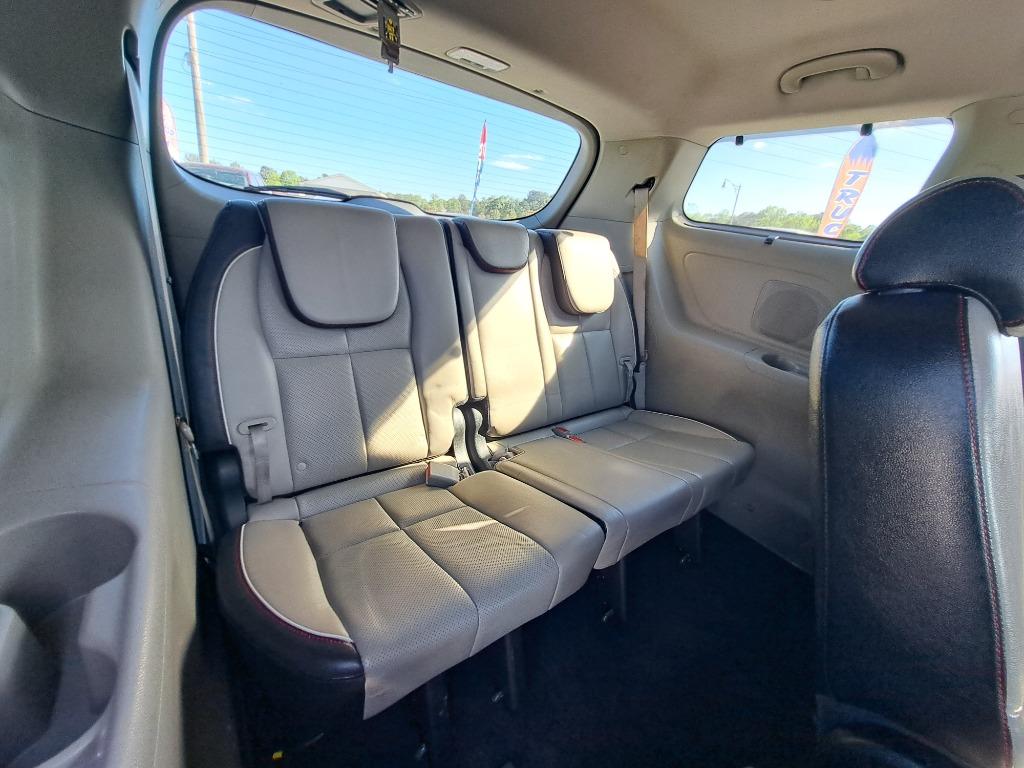 2020 Kia Sedona - $12,900