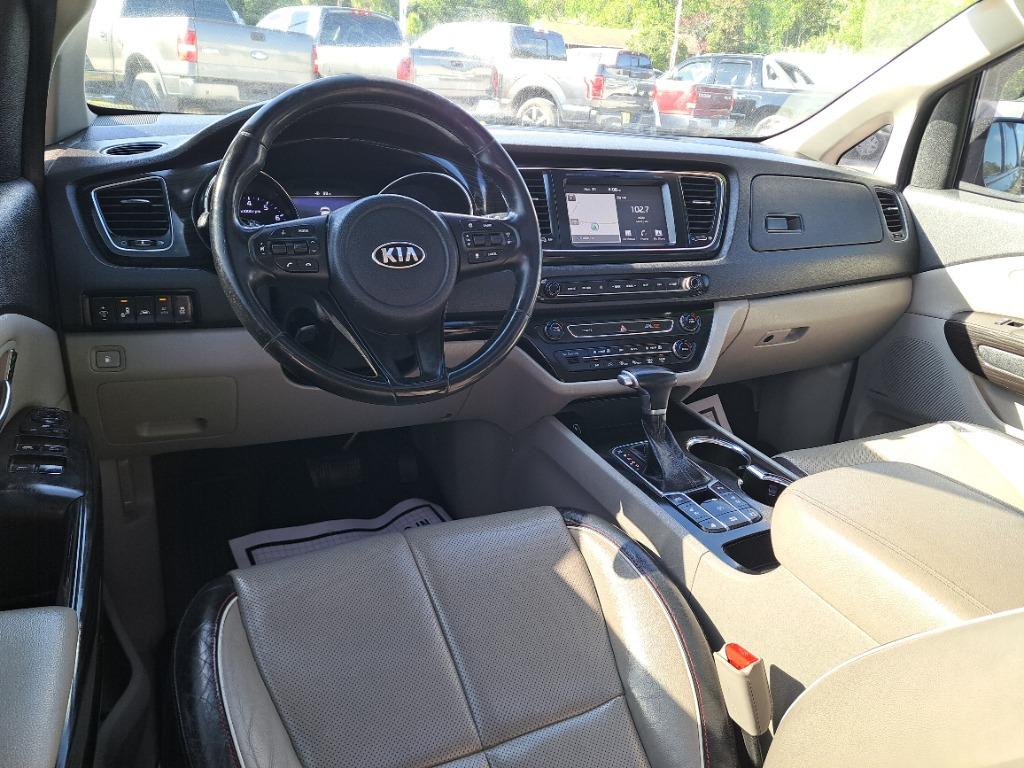 2020 Kia Sedona - $12,900