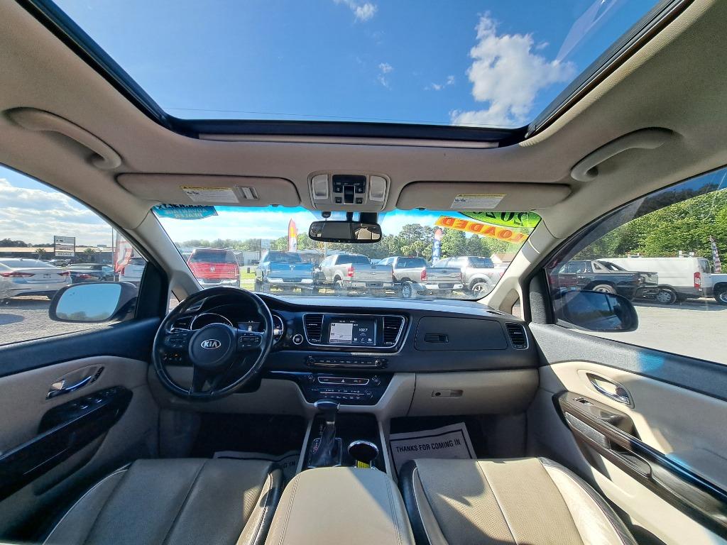 2020 Kia Sedona - $12,900