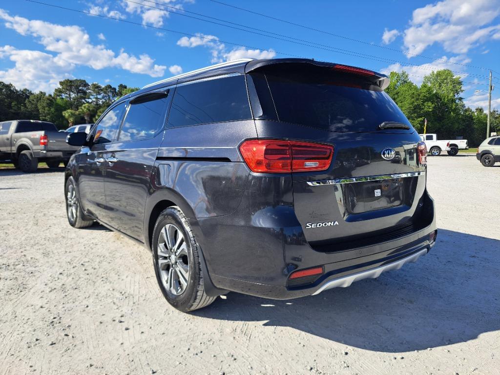2020 Kia Sedona - $12,900