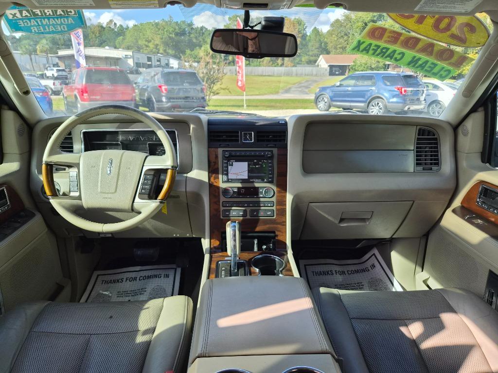 2013 Lincoln Navigator - $11,900
