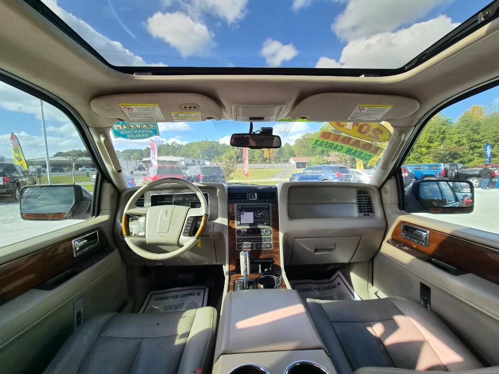 2013 Lincoln Navigator - $11,900