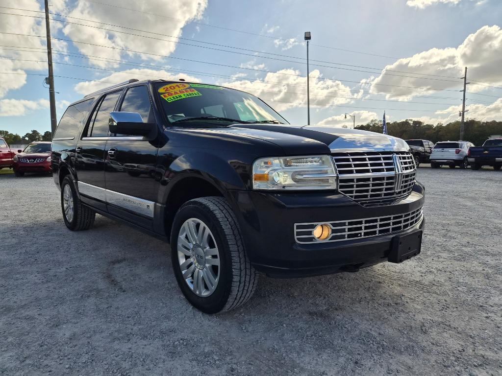 2013 Lincoln Navigator - $11,900