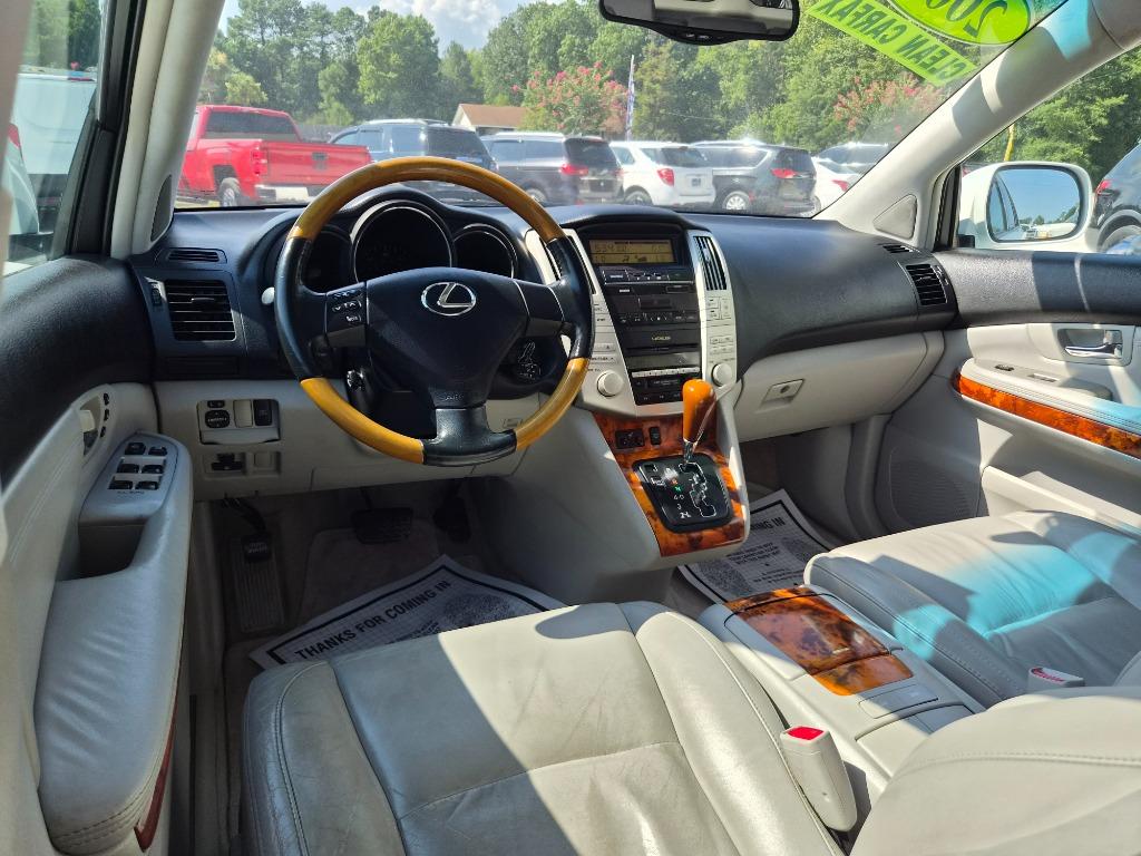 2006 Lexus RX - $11,900