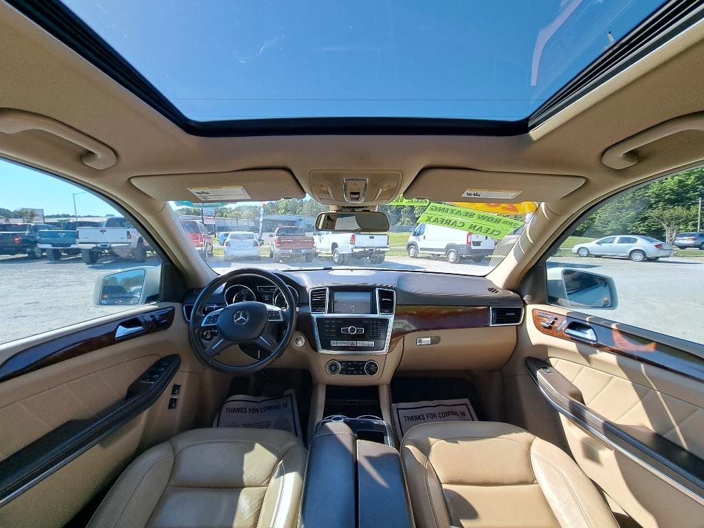 2013 Mercedes-Benz GL Class - $10,900