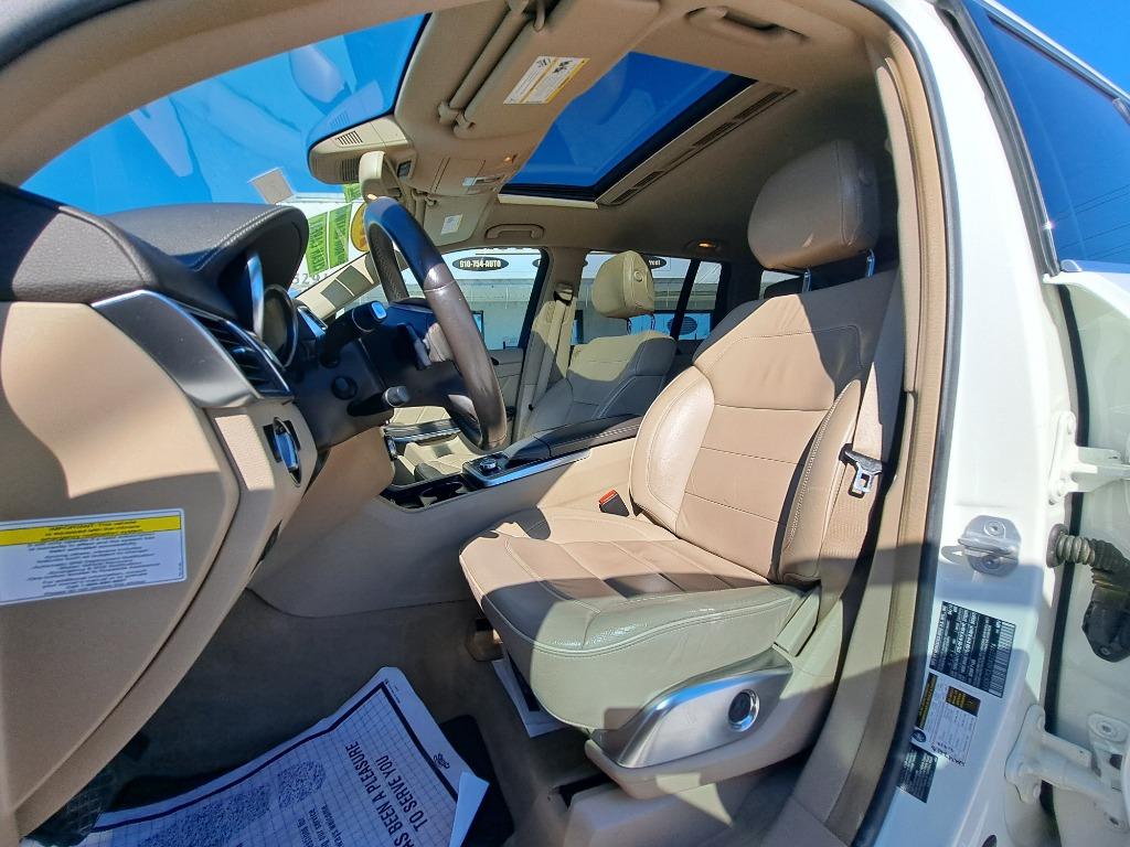2013 Mercedes-Benz GL Class - $10,900