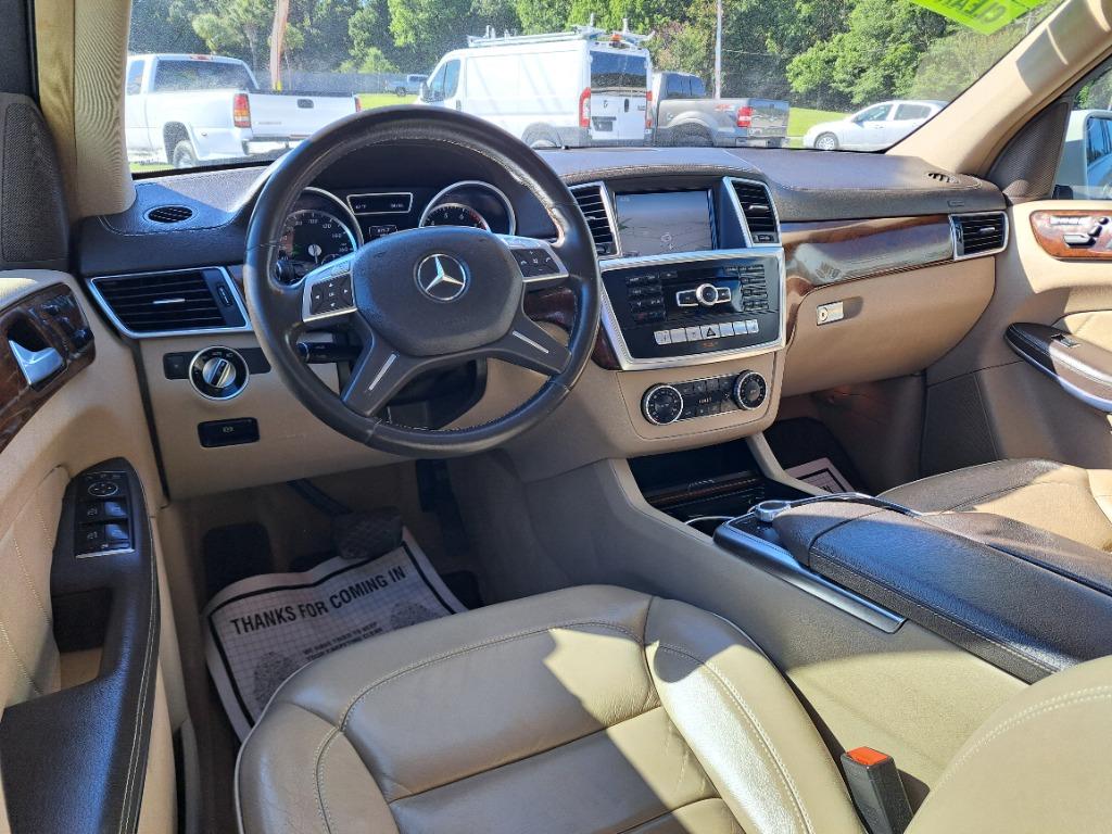 2013 Mercedes-Benz GL Class - $10,900