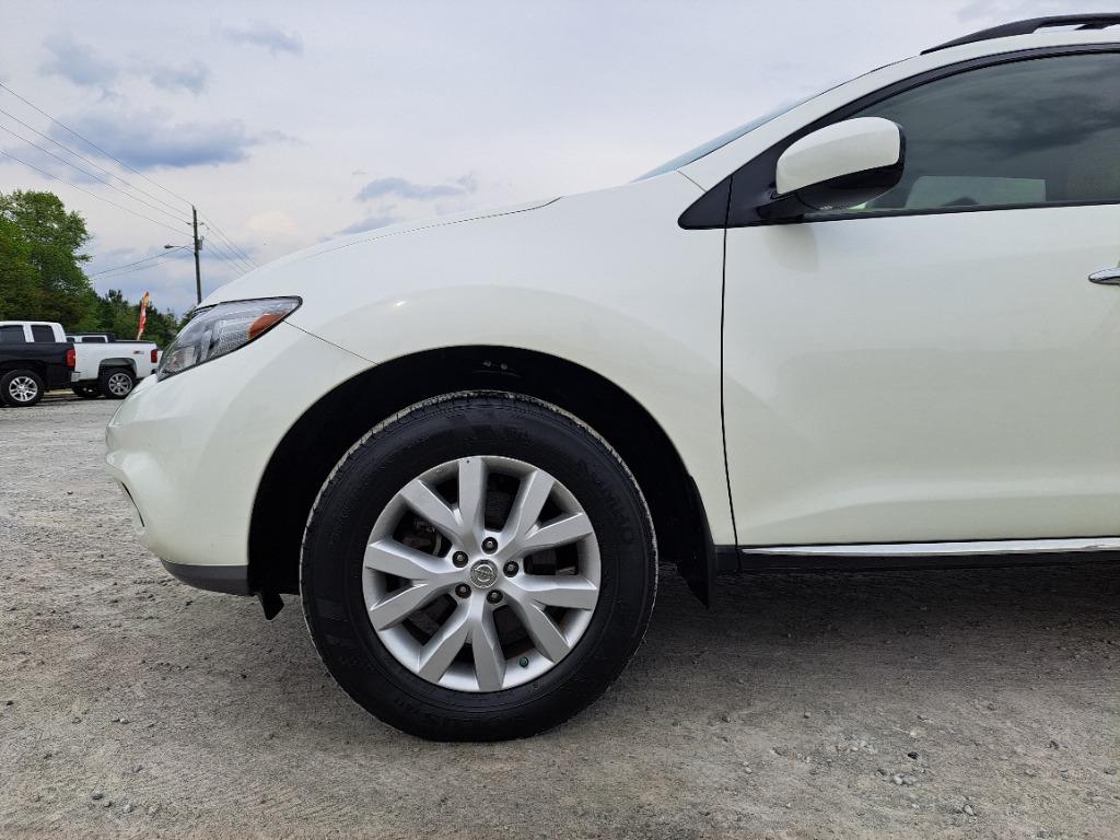 2013 Nissan Murano LE photo