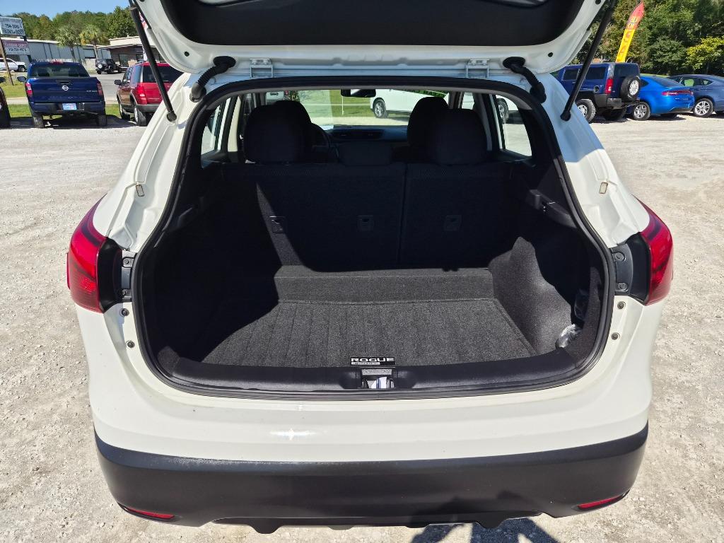 2018 Nissan Rogue - $9,498