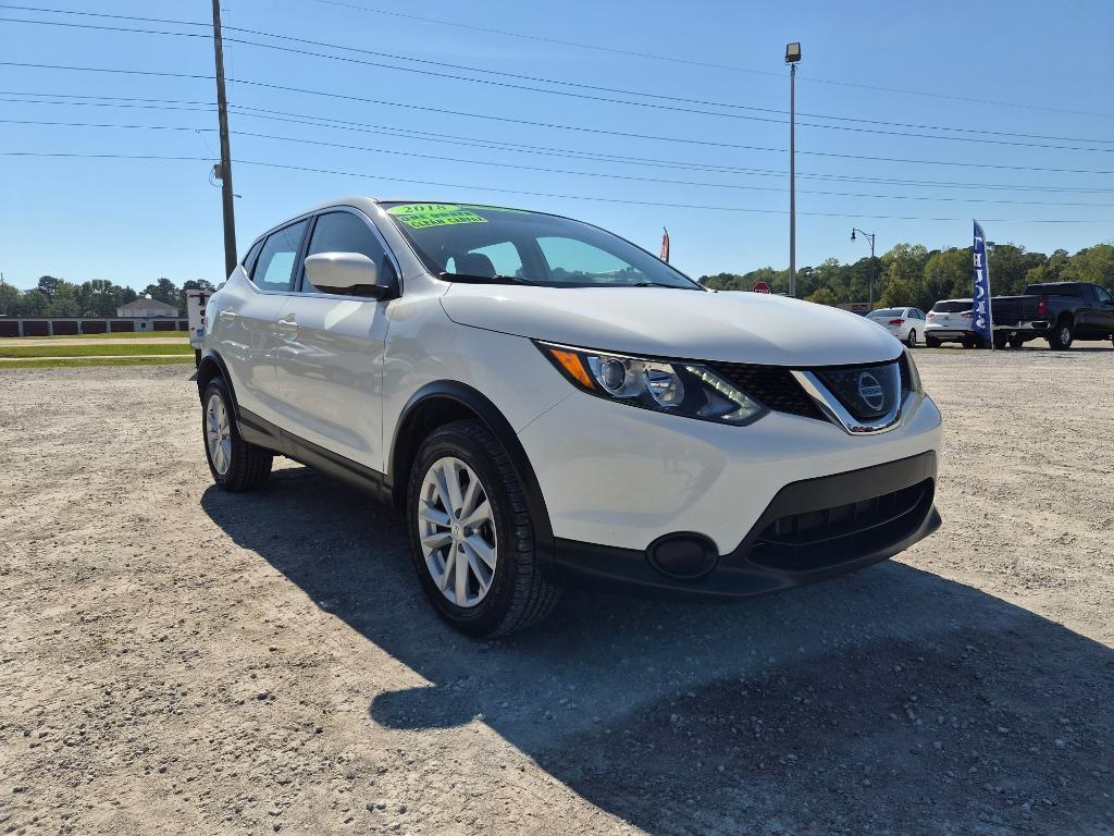 2018 Nissan Rogue - $9,498
