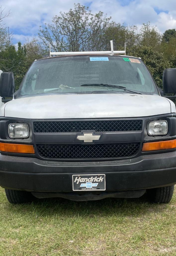 2010 Chevrolet Express - $8,995